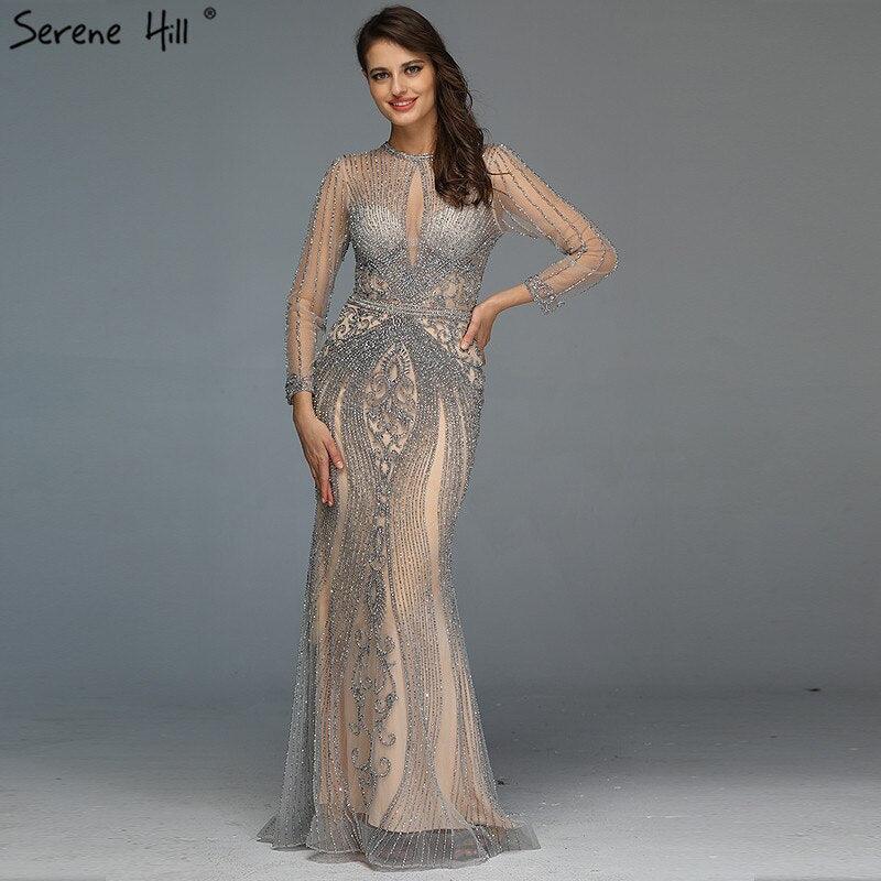 Vestido de noche de lujo gris de manga larga estilo Dubái, escote redondo, corte sirena con diamantes, talla grande 2024, Serene Hill LA70116 