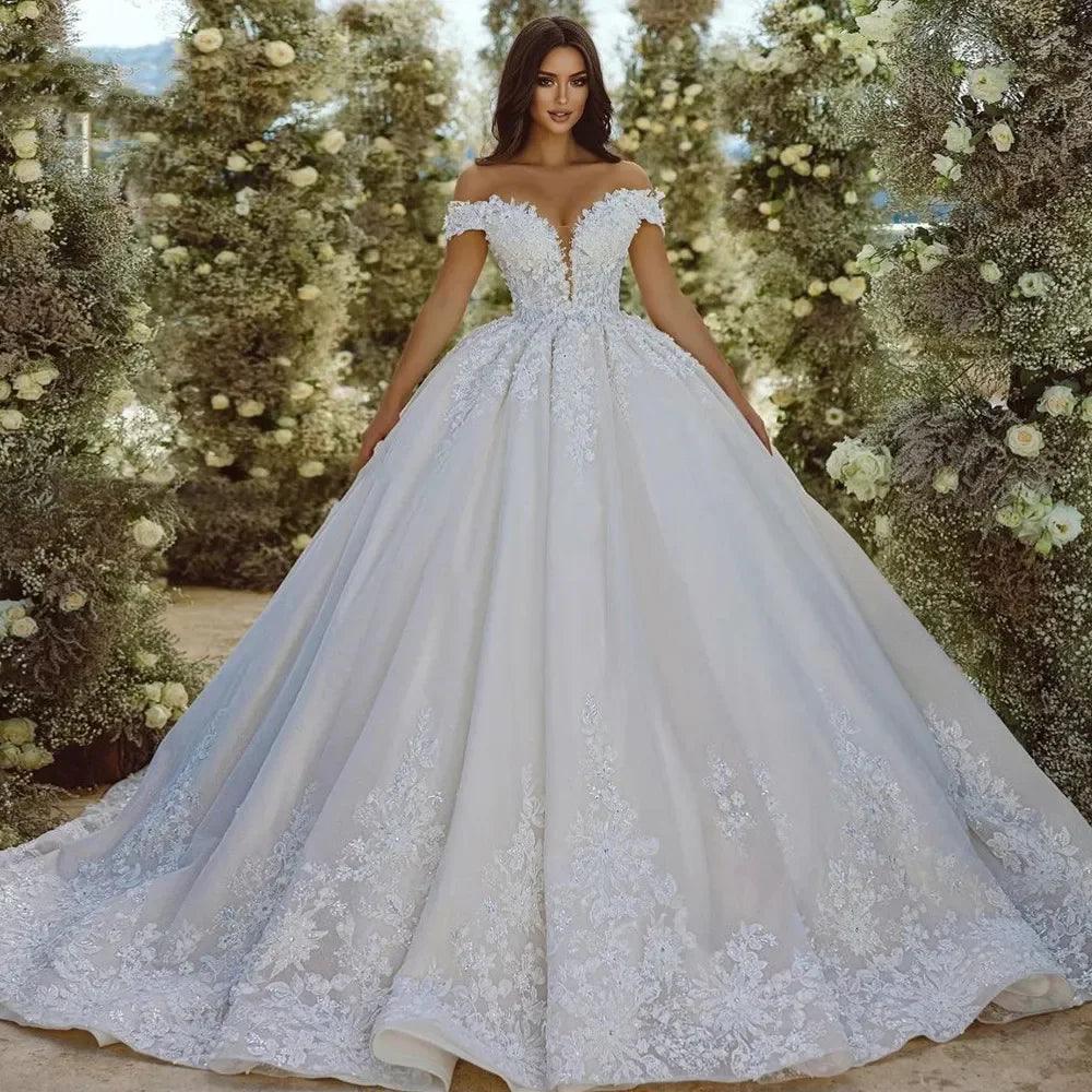 Elegante vestido de novia estilo princesa, escote corazón, hombros descubiertos, encaje, apliques de cuentas, bata de novia 