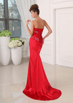 Fabelhaftes langes rotes trägerloses, ärmelloses Ballkleid mit Pailletten und Schnürung