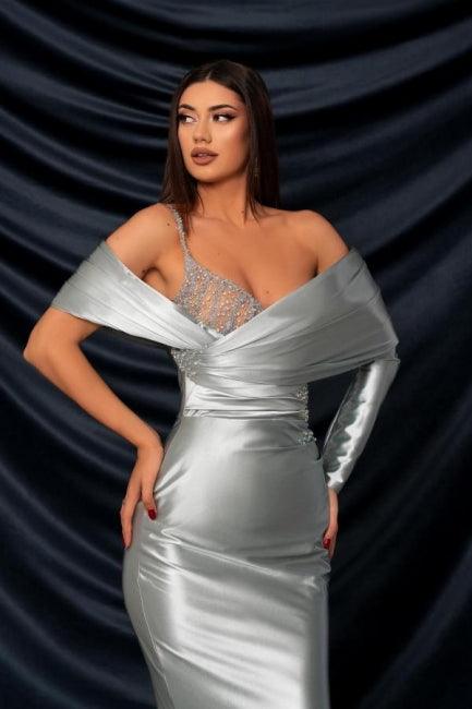 Modisches, langes, silbernes, schulterfreies Ballkleid aus Spitze im Meerjungfrauenstil mit langen Ärmeln