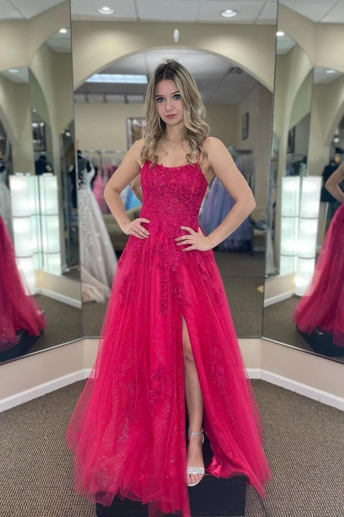 Fuchsiafarbenes, A-Linien-Abendkleid aus Tüll mit Rundhalsausschnitt, Applikationen und Schlitz