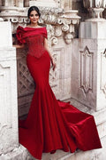 Wunderschönes langes rotes Meerjungfrau-Abendkleid mit schulterfreiem, mit Pailletten und Perlen verziertem Spitzendekolleté