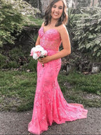 Vestidos de fiesta hermosos de encaje con escote corazón sin mangas con apliques de sirena