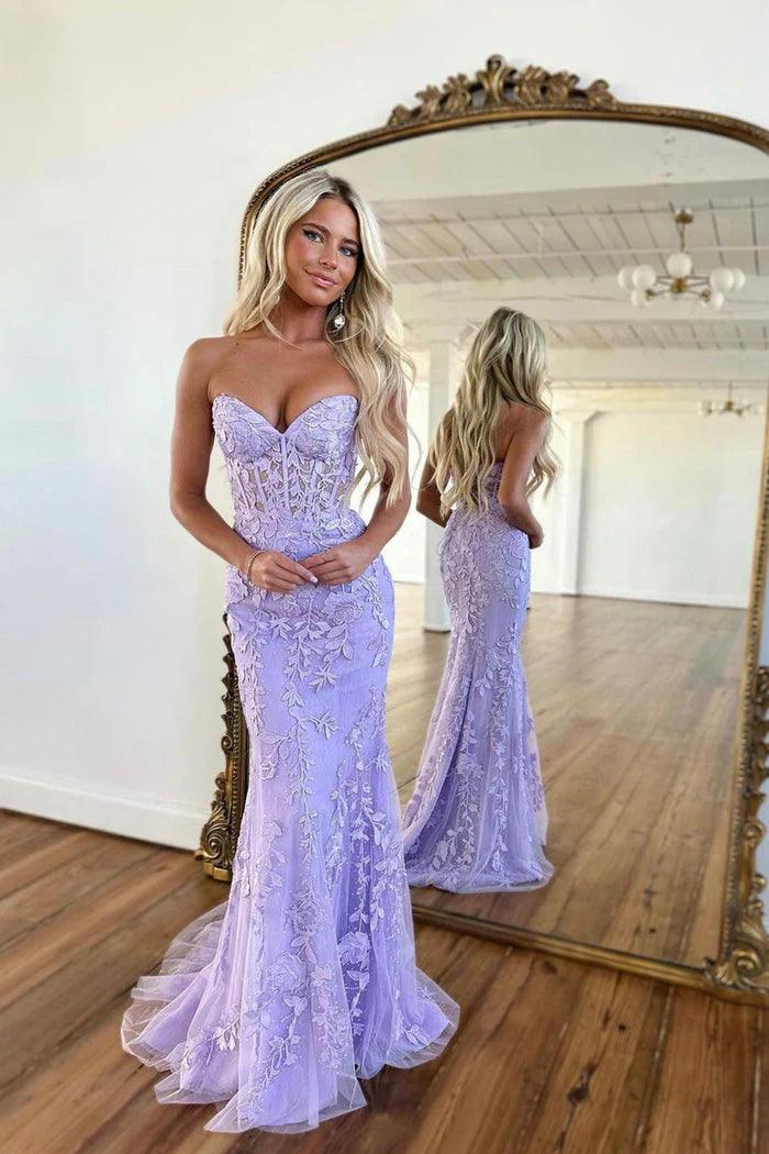 Vestidos de fiesta hermosos de encaje con escote corazón sin mangas con apliques de sirena
