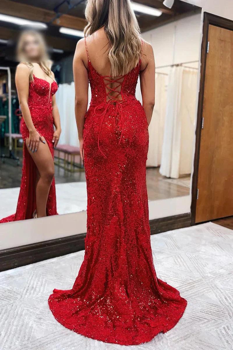 Vestido de fiesta sirena con tirantes finos y apliques con abertura