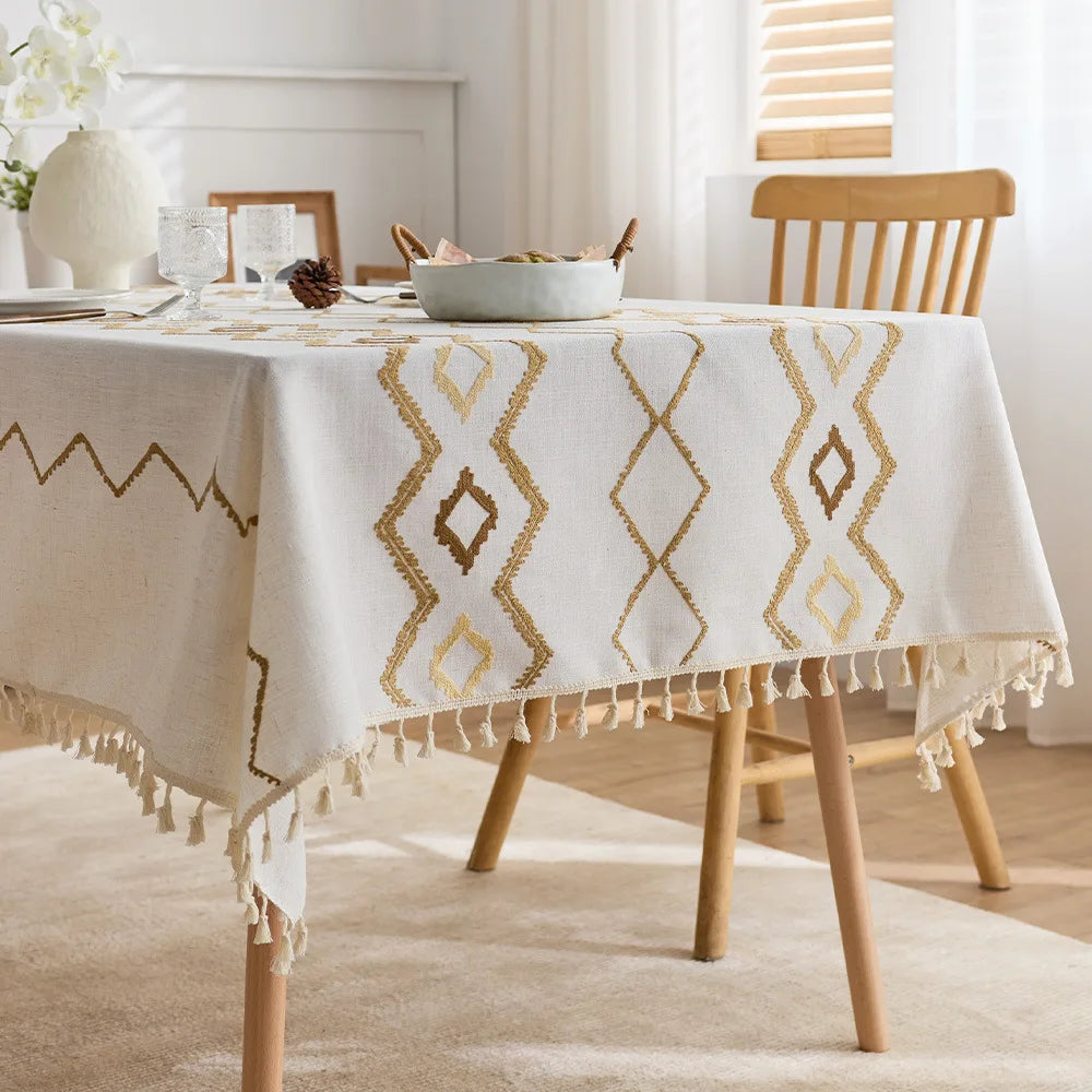 Rectangle embroidered tablecloth polyester washable tablecloth decoration kitchen table party