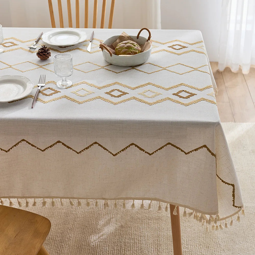 Rectangle embroidered tablecloth polyester washable tablecloth decoration kitchen table party