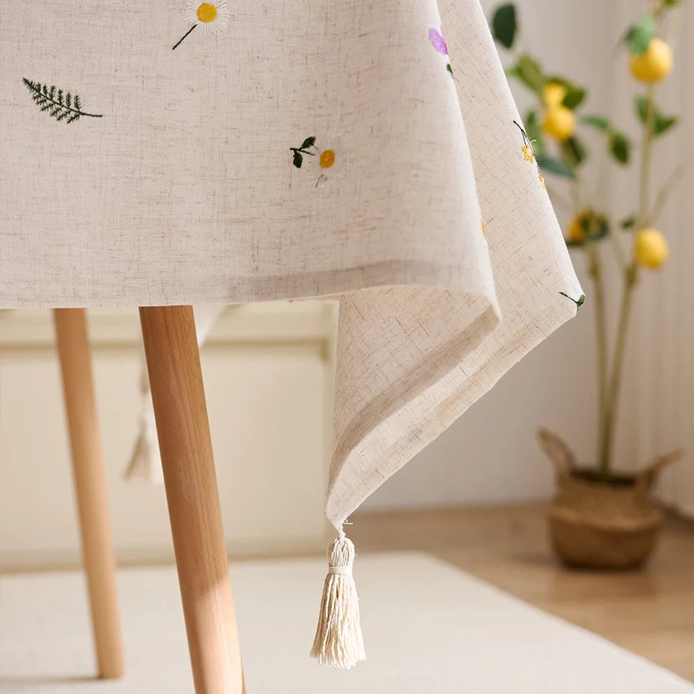 Breathable waterproof lavender embroidered tablecloth outdoor decoration coffee tablecloth