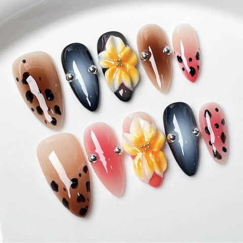 Handmade Manufacturer 3D Floral Carved Sexy Leopard Almond Blush Nails