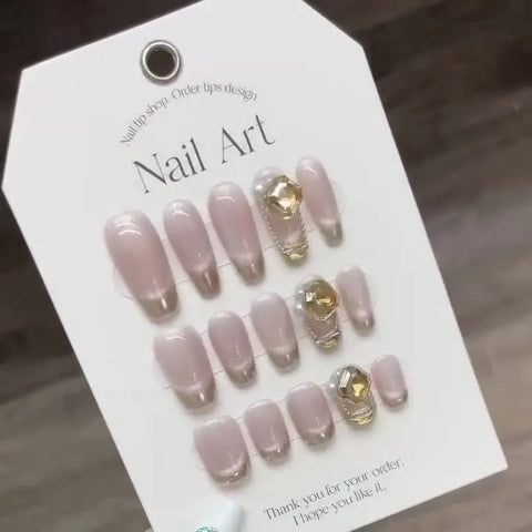 Hot Selling 3D Nail Art Design Gel Nail Accessories Fashion  Cat's Eye Nude Press on Nails