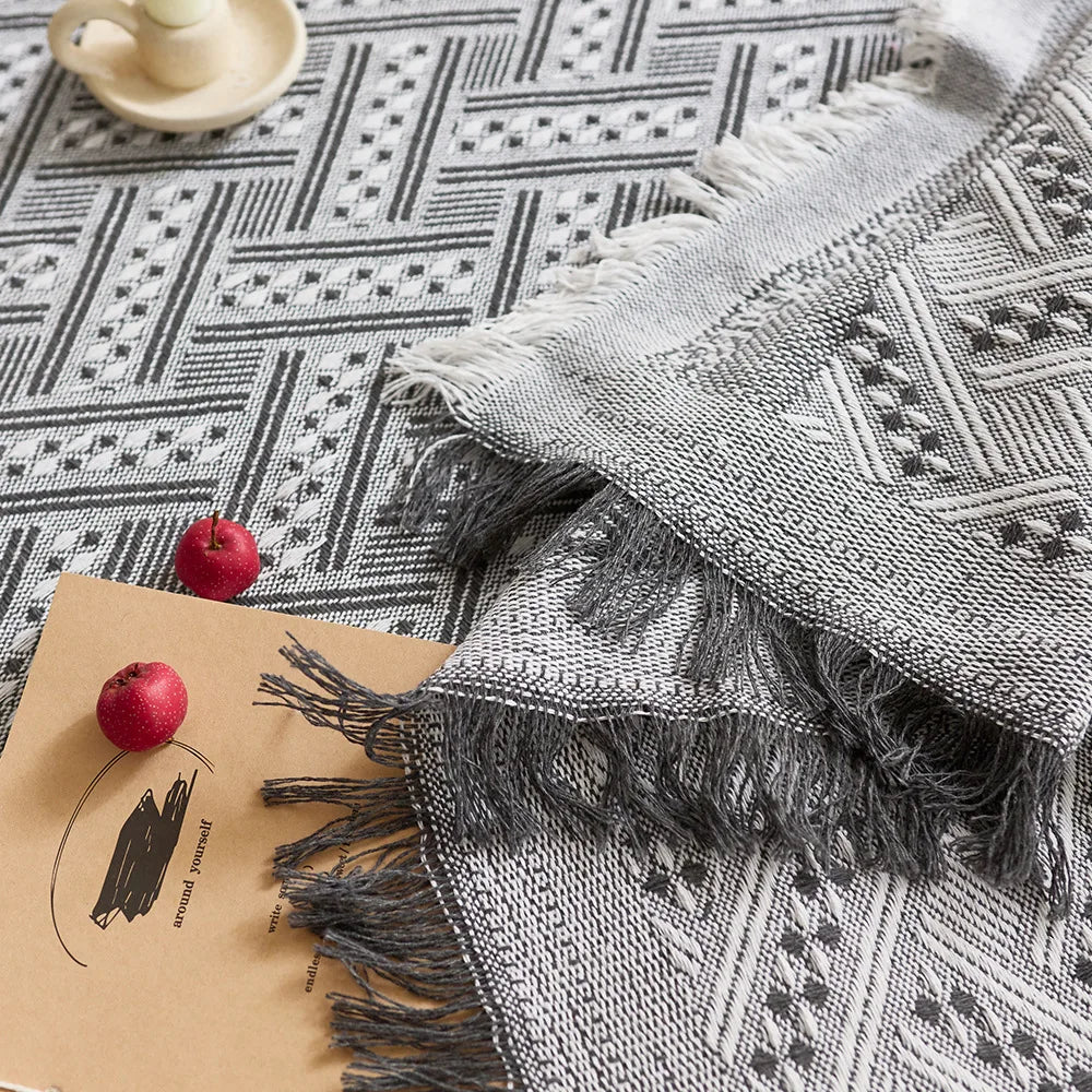 Rectangle dining table cloth woven cotton and linen jacquard fabric decorative table mat