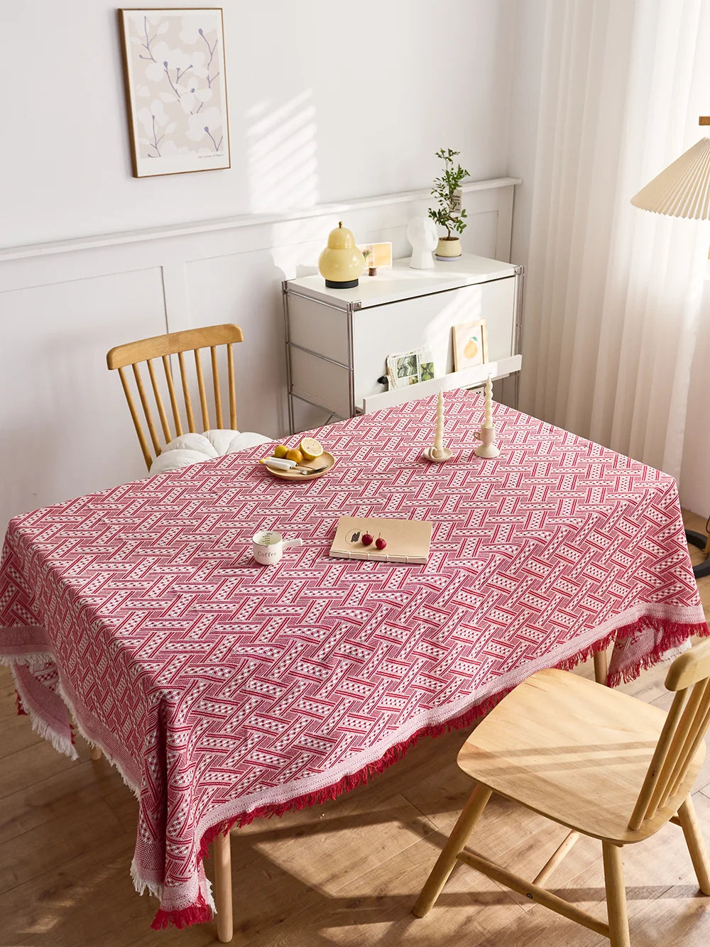 New customizable design tassel cotton and linen table cloth knitted T-plaid section red tablecloth