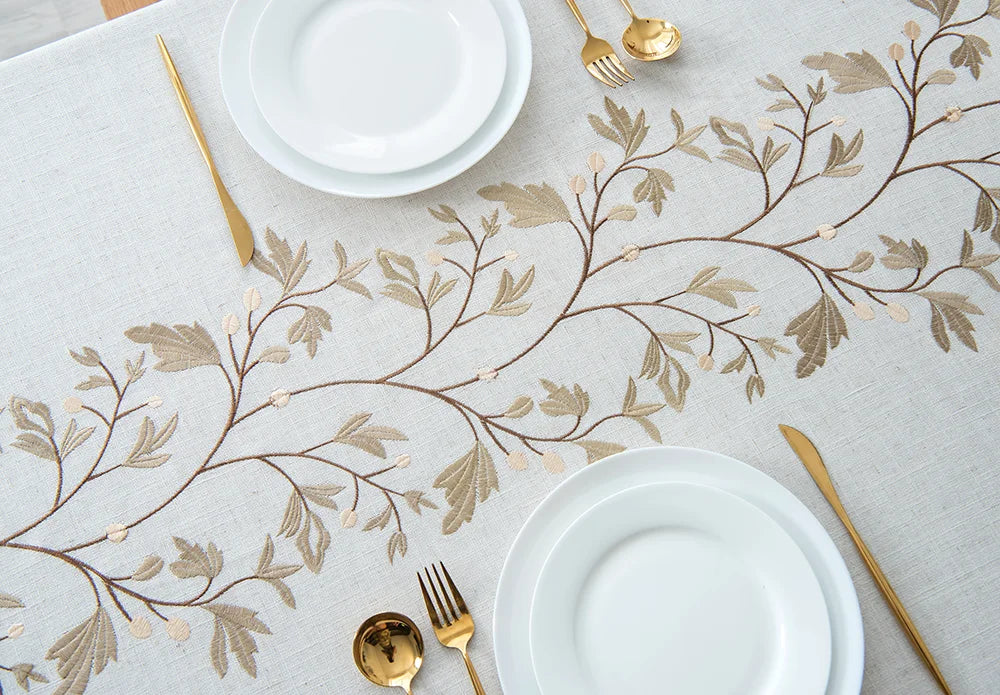 Hot-selling tablecloth embroidered floral plant cover tablecloth, suitable for home and commercial use