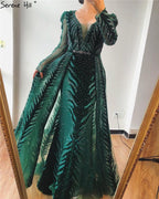 Weinrotes Abendkleid aus Samt mit langen Ärmeln, luxuriöses Design, Perlenbesatz, formelles Kleid 2024, Serene Hill, Übergröße LA60903 