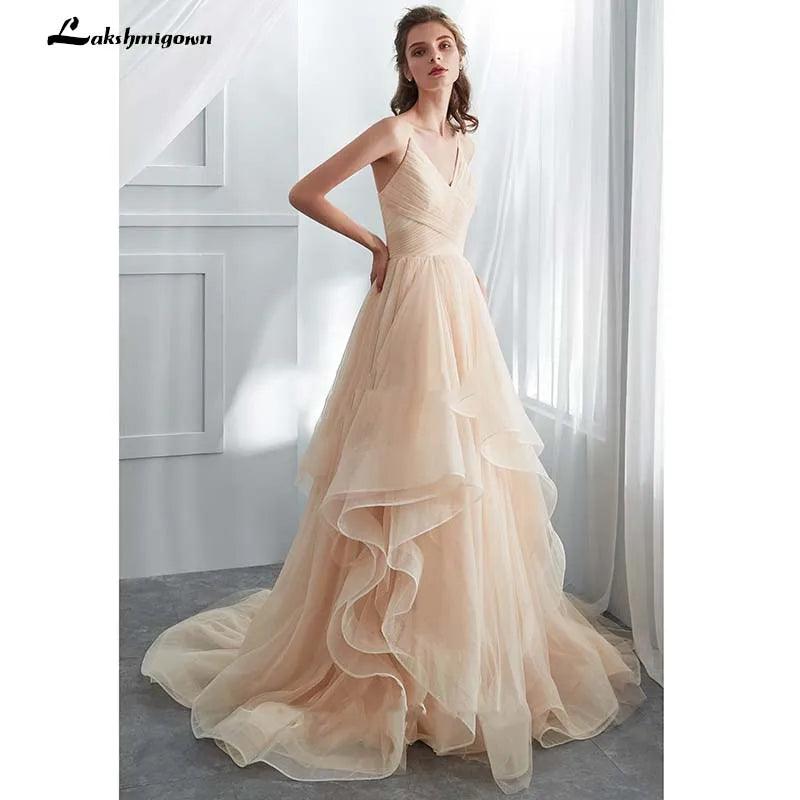 Vestido de novia NumberSea romántico con tirantes finos, color champán, largo, abullonado, con volantes y tul suave 