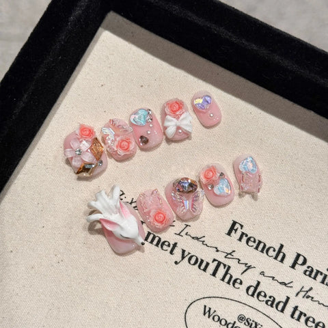 New Style Glitter Luxury Stick on Nails Short Nails Cute Bow Heart Diamond Press on Nails