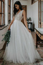 Vestidos de novia Venta caliente Cuello en V Encaje Espalda abierta Hermosos