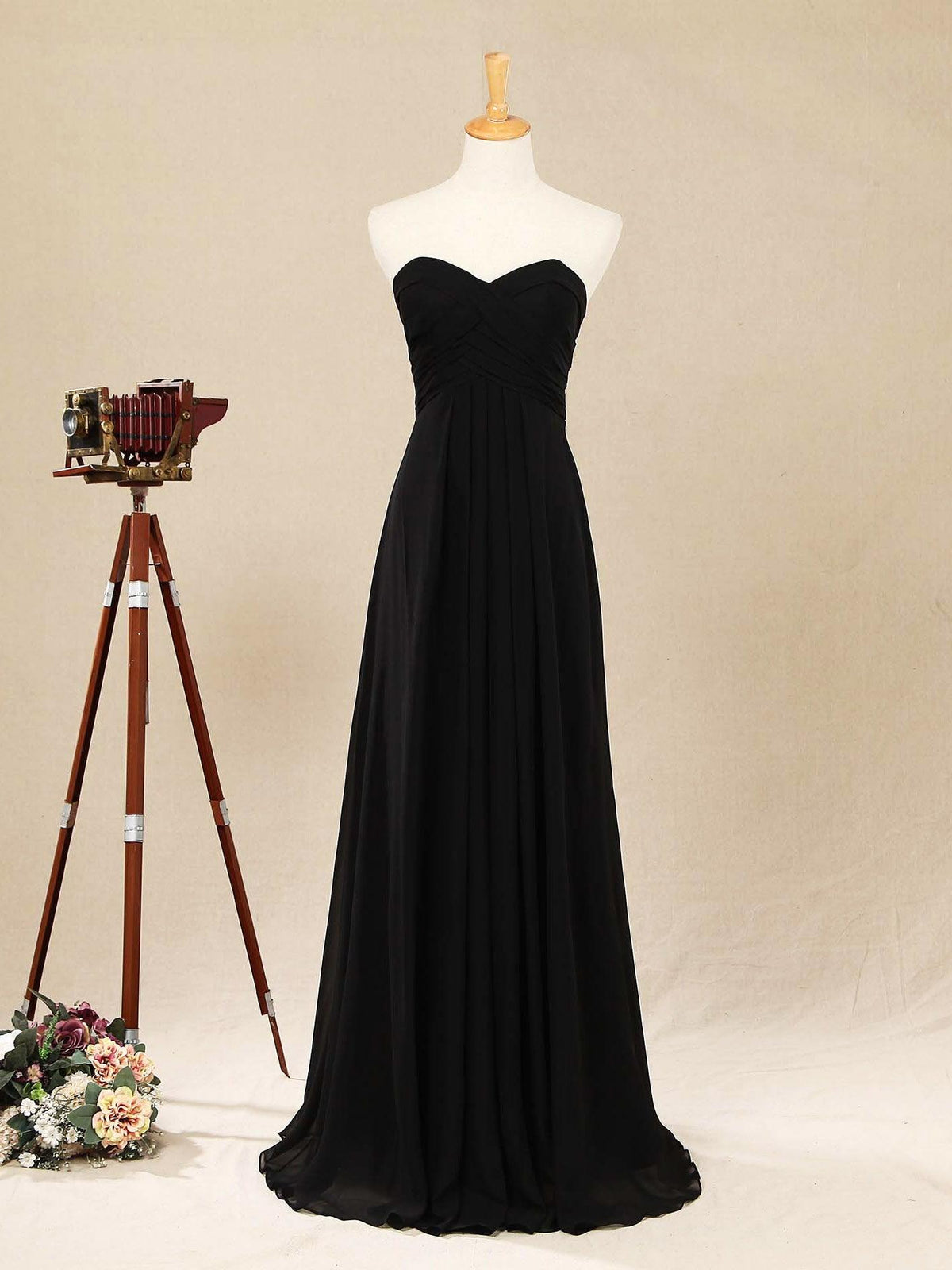 Vestido de dama de honor de gasa largo hasta el suelo, escote corazón, sin tirantes y fruncido entrecruzado