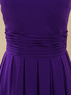 Vestido de dama de honor de gasa hasta la rodilla con escote joya, corte A, sin mangas