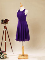 Vestido de dama de honor de gasa hasta la rodilla con escote joya, corte A, sin mangas