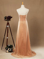 Vestidos de dama de honor de gasa hasta el suelo, escote corazón, sin tirantes y frunces entrecruzados