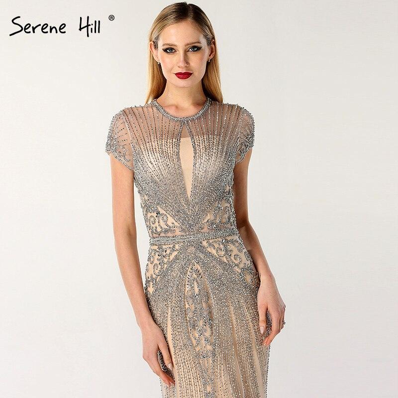 Auf Lager: Luxuriöses Meerjungfrauen-Abendkleid mit kurzen Ärmeln, Rundhalsausschnitt und Diamantbesatz, Perlenstickerei, Übergröße LA60742 