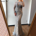 Auf Lager: Luxuriöses Meerjungfrauen-Abendkleid mit kurzen Ärmeln, Rundhalsausschnitt und Diamantbesatz, Perlenstickerei, Übergröße LA60742 