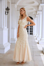 Ladies V Neck Embroidery Sleeveless Floor Length Mermaid Bridesmaid Evening Dress Wedding Party Prom