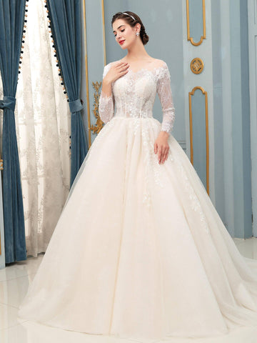 Ball Gown Tulle Lace Applique Wedding Dresses Long Sleeveless Floor Length