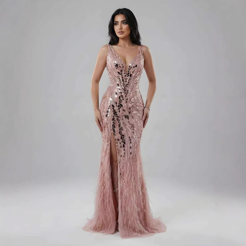 Luxuriöses blaues, perlenbesetztes Feder-Meerjungfrauen-Abendkleid