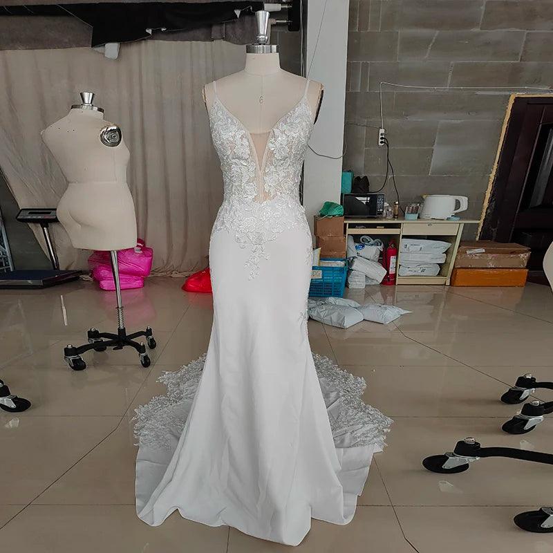Boho Wedding Dresses V-Neck Appliques Lace Mermaid Elegant Wedding Gown Spaghetti Strap Sexy Country Bridal Dress&nbsp;