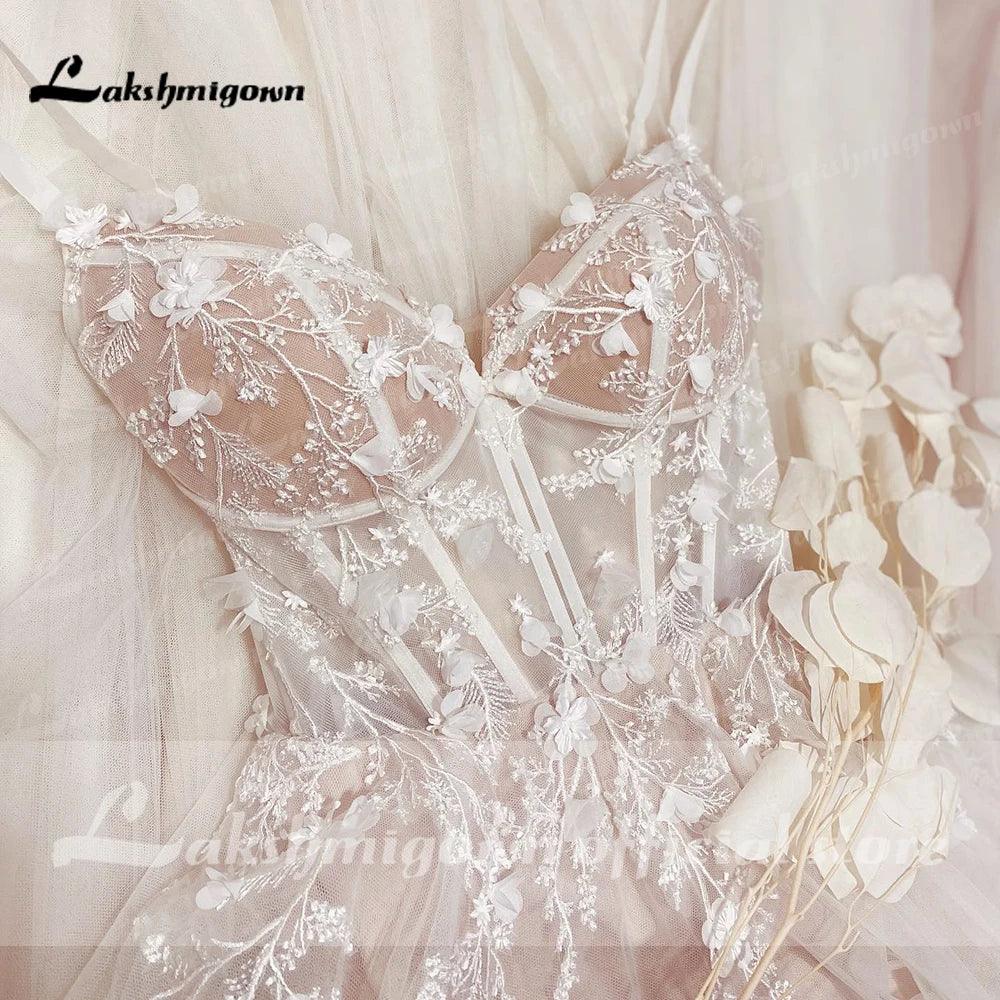 Vestido de novia bohemio NumberSea NumberSea con apliques de encaje y cuentas florales, espalda descubierta, tirantes finos, estilo de novia praiano 