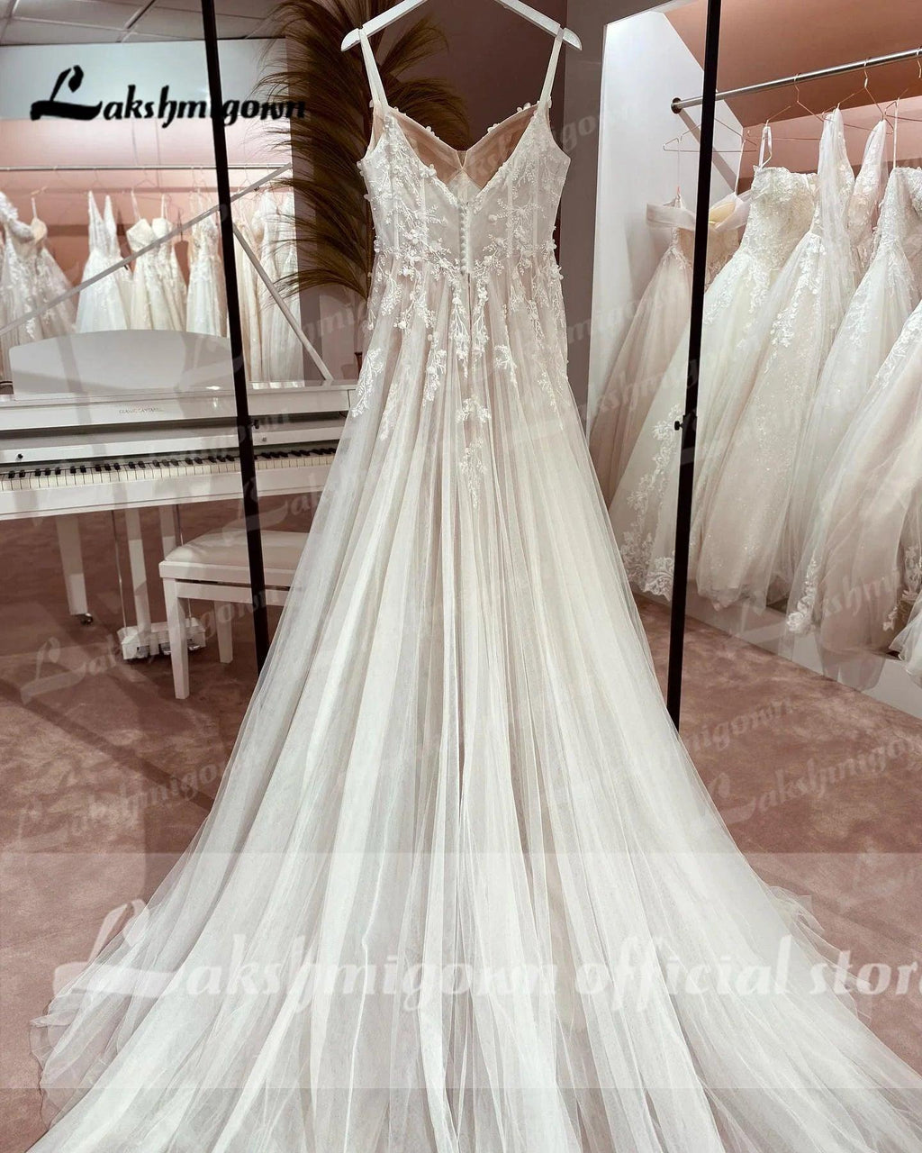 Vestido de novia bohemio NumberSea NumberSea con apliques de encaje y cuentas florales, espalda descubierta, tirantes finos, estilo de novia praiano 