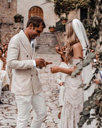 Vestido de novia bohemio rústico color marfil con escote corazón y encaje de NumberSea, MW267