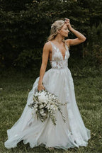Vestido de novia de playa NumberSea con escote en V, tul transparente y encaje color marfil, espalda en V, MW329