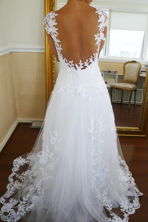 Vestido de novia sencillo NumberSea con escote en V, corte A, cola de cepillo y encaje blanco, MW433