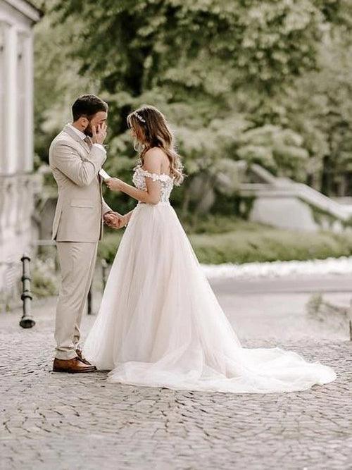 Preciosos vestidos de novia NumberSea con apliques, corte A y mangas cortas de tul, MW443