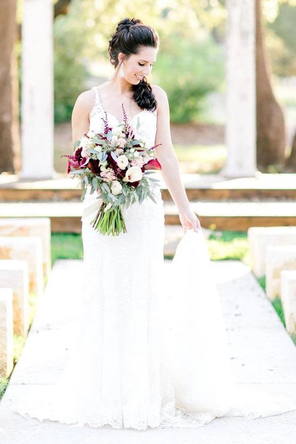Vestido de novia rústico de encaje estilo sirena con escote en V y tirantes finos de NumberSea, MW447