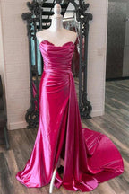 Vestidos de fiesta de sirena con escote corazón y satén con abertura y cola adjunta