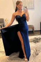 Vestidos de fiesta de sirena con escote corazón y satén con abertura y cola adjunta