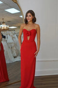 Meerjungfrauen-Trägerloses langes rotes Satin-Abendkleid mit Blumenmuster
