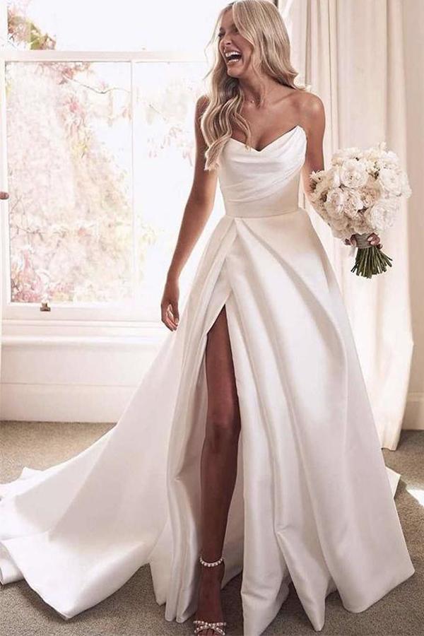 Vestidos de novia recién llegados Línea A Satén Sin tirantes con cola de corte