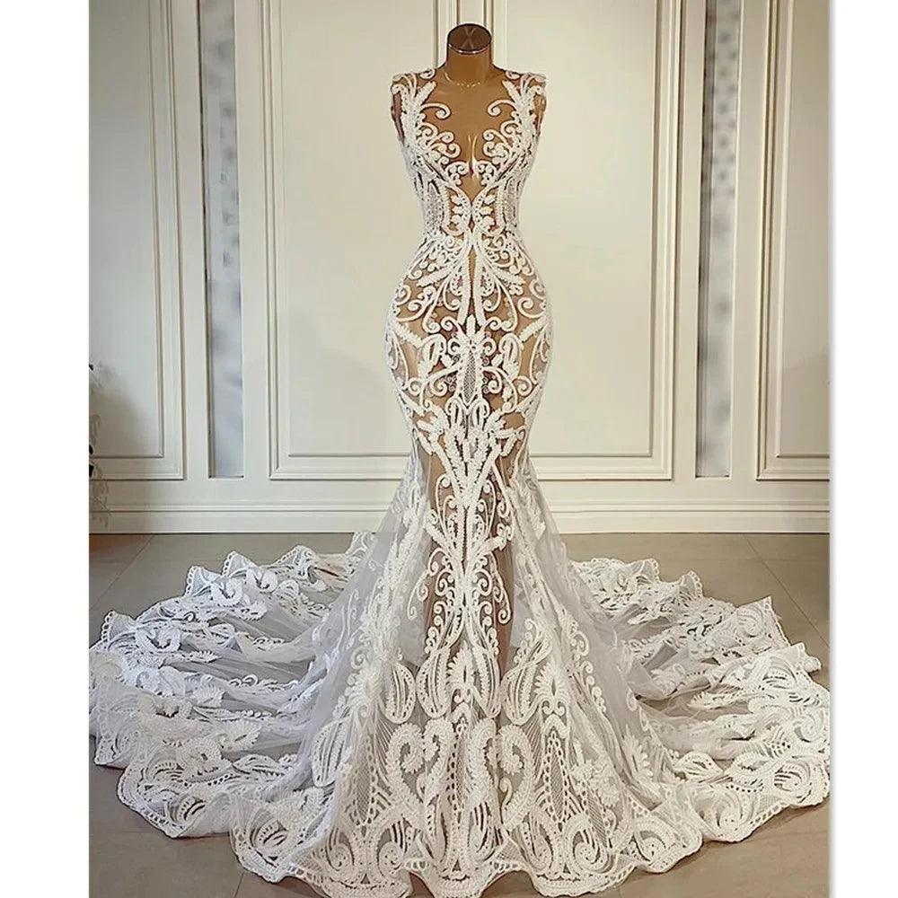 Neue romantische Spitze Brautkleider mit Kathedrale Zug Robe De Mariee Sexy Illusion Zurück Meerjungfrau Brautkleid Vestidos De Novia 