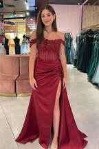 Schulterfreies, langes Meerjungfrauen-Ballkleid mit Blumenmuster und Schlitz PSK502