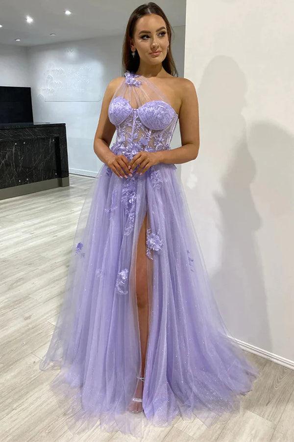 Lila-blaue, einseitig schulterfreie Ballkleider mit Spitze und Schlitz