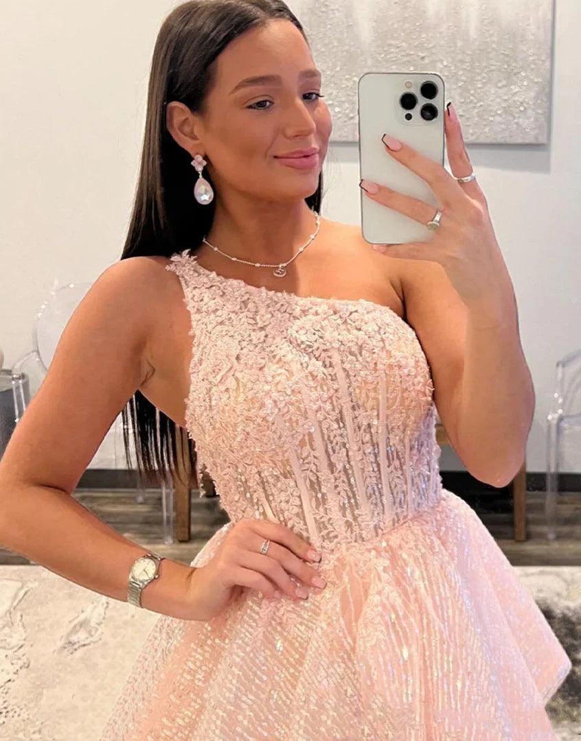 Vestido de fiesta de talla grande con un solo hombro, encaje, capas, largo con abertura