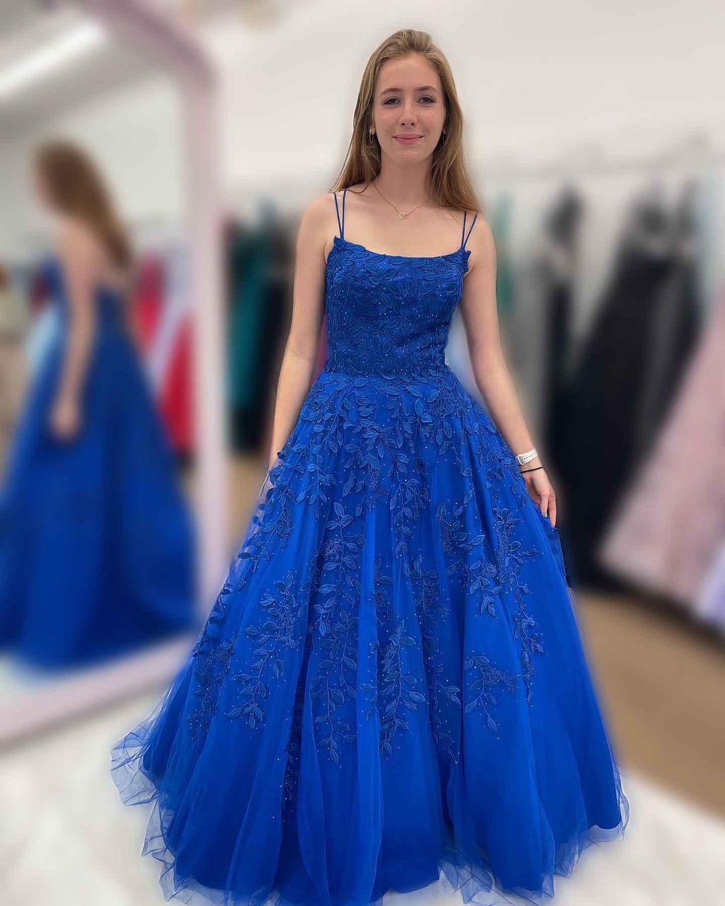 Vestidos de fiesta sexys de talla grande, corte A, tirantes finos, espalda descubierta, largos con apliques
