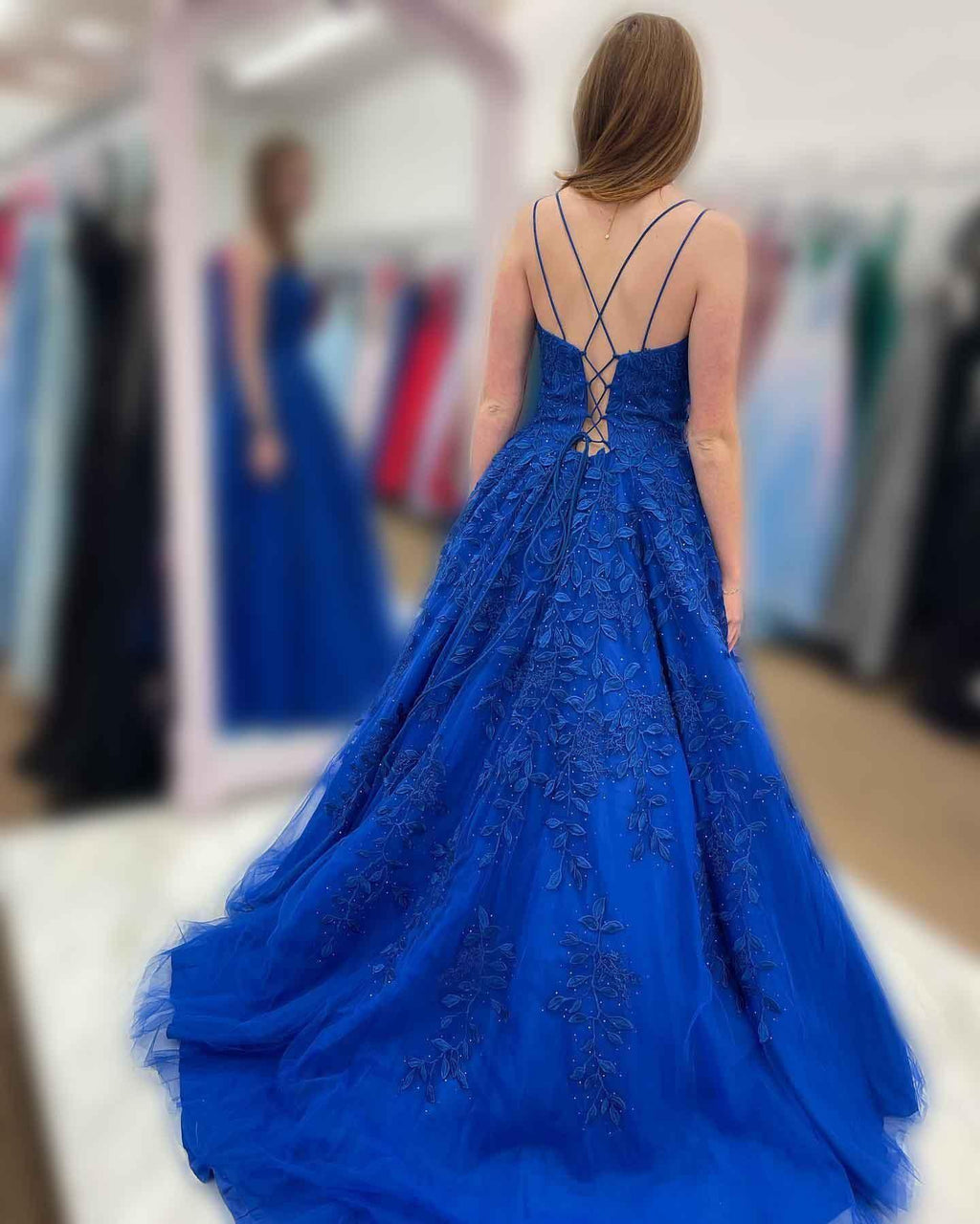 Vestidos de fiesta sexys de talla grande, corte A, tirantes finos, espalda descubierta, largos con apliques