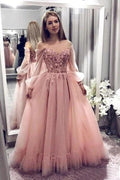 Vestido de fiesta de princesa con encaje y hombros descubiertos y mangas largas