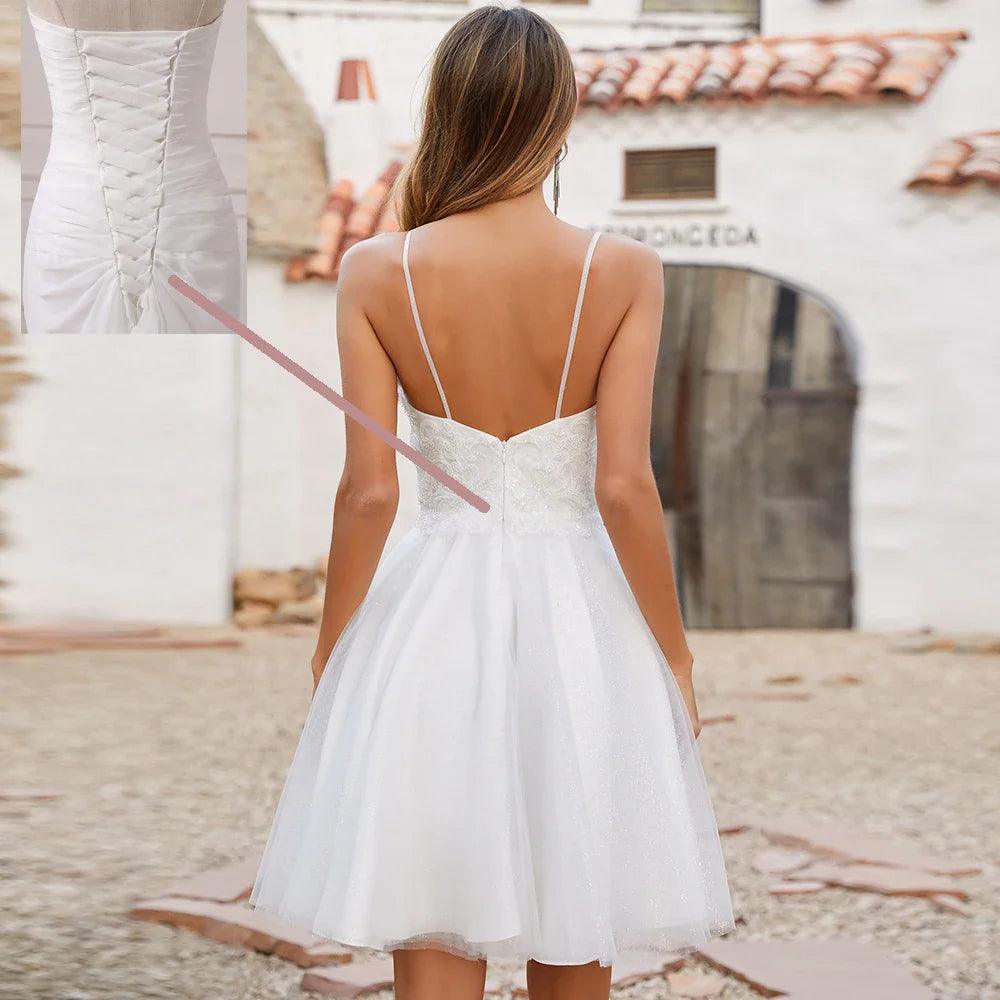 Hochzeitskleid A-Linie Spaghettiträger V-Ausschnitt Applikation Glitzer Tüll Kurzes Brautkleid Rückenfreie Kleider für die Braut 